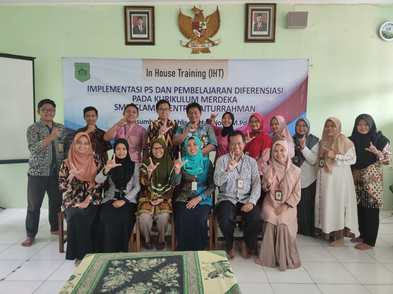 In House Training (IHT) Implementasi P5 Dan Pembelajaran Diferensiasi